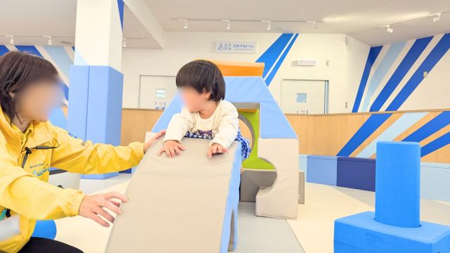 モーヴィ若松　屋内　ブロック